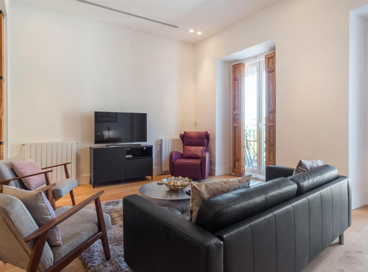 Bailen Palacio Real Appartement Madrid Buitenkant foto